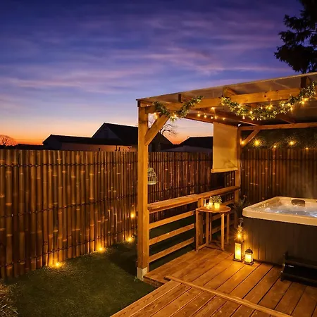 Tiny House Bambou Indépendante Avec Terrasse - Jardin - Calme